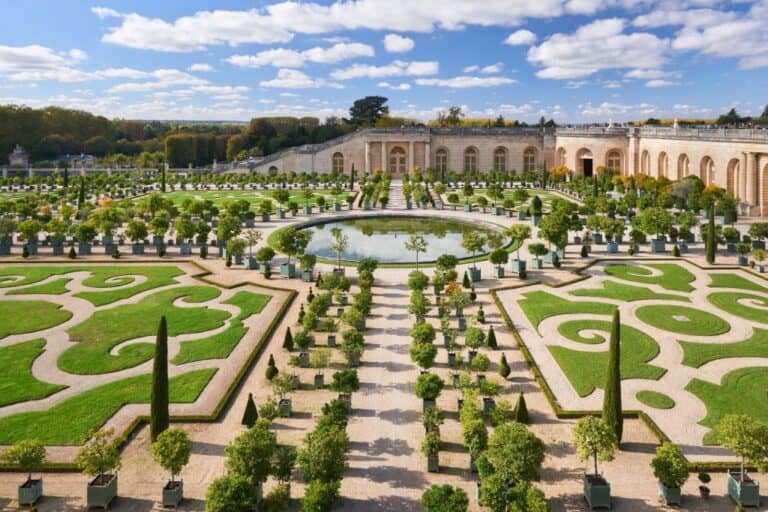 Gardens-of-the-Palace-of-Versailles